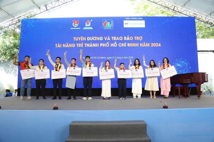 Thành tích đáng nể của 12 tài năng trẻ TP HCM năm 2024- Ảnh 2. Thành tích đáng nể của 12 tài năng trẻ TP HCM năm 2024- Ảnh 2.