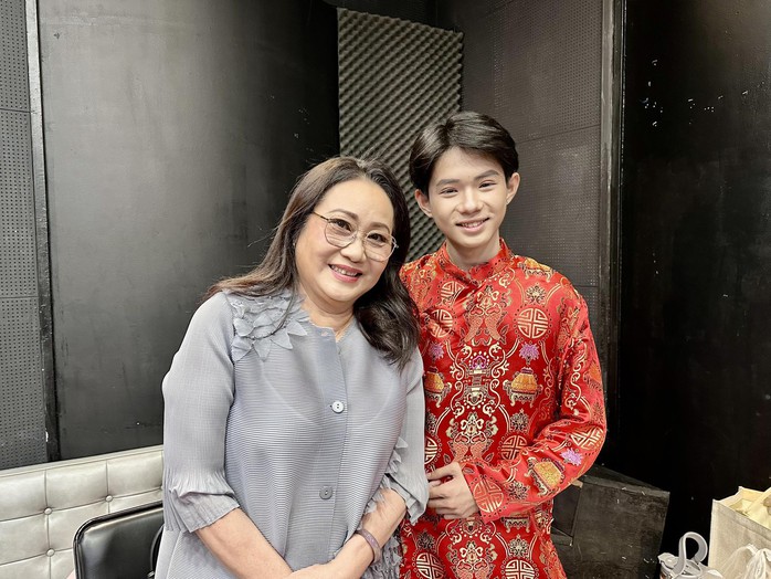 Quán quân Vương Quan Trí tranh tài tại "Bông lúa vàng"- Ảnh 1. Quán quân Vương Quan Trí tranh tài tại "Bông lúa vàng"- Ảnh 1.