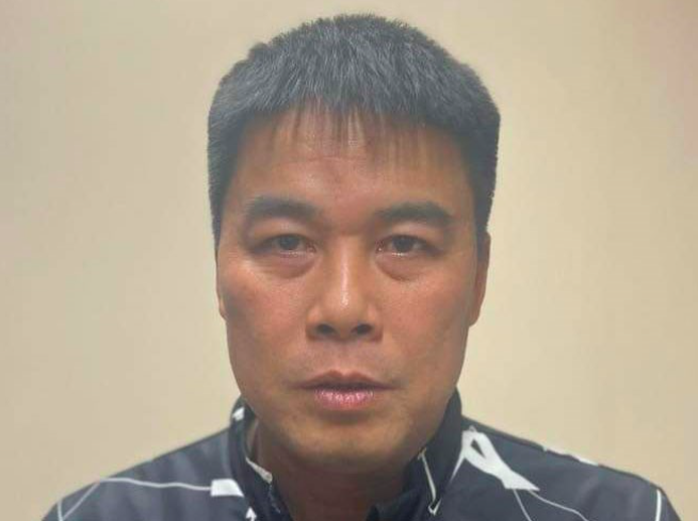 Cựu hiệu trưởng Trường Văn hóa nghệ thuật "chống lưng" cho Hậu "Pháo" trúng thầu- Ảnh 1. Cựu hiệu trưởng Trường Văn hóa nghệ thuật "chống lưng" cho Hậu "Pháo" trúng thầu- Ảnh 1.