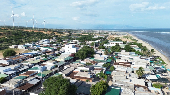 Một góc thôn Vĩnh Trường, xã Phước Dinh, huyện Thuận Nam, tỉnh Ninh Thuận - nơi xây dựng Nhà máy Điện hạt nhân 1 Một góc thôn Vĩnh Trường, xã Phước Dinh, huyện Thuận Nam, tỉnh Ninh Thuận - nơi xây dựng Nhà máy Điện hạt nhân 1