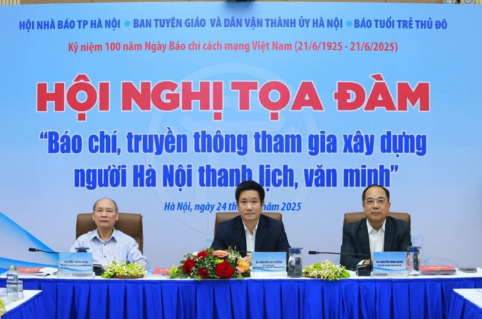 Báo chí, truyền thông tham gia xây dựng người Hà Nội thanh lịch, văn minh- Ảnh 1. Báo chí, truyền thông tham gia xây dựng người Hà Nội thanh lịch, văn minh- Ảnh 1.