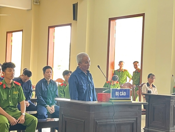Mâu thuẫn nhiều năm, 1 tài xế xe ôm cướp đi mạng người- Ảnh 1. Mâu thuẫn nhiều năm, 1 tài xế xe ôm cướp đi mạng người- Ảnh 1.