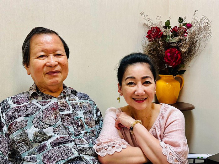 Xúc động với tuyển tập tác phẩm "Như trong truyền thuyết" của Lê Duy Hạnh- Ảnh 5. Xúc động với tuyển tập tác phẩm "Như trong truyền thuyết" của Lê Duy Hạnh- Ảnh 5.