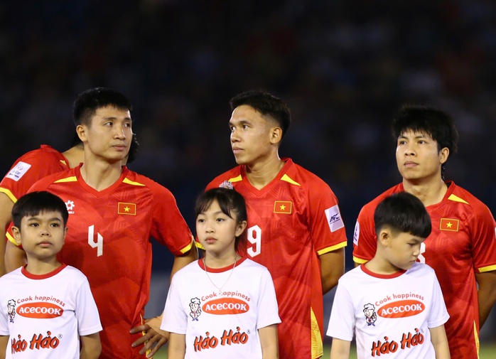 Võ Hoàng Minh Khoa có màn ra mắt được khen ngợi- Ảnh 1. Võ Hoàng Minh Khoa có màn ra mắt được khen ngợi- Ảnh 1.