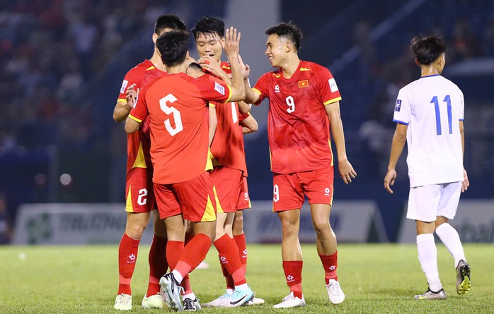 Võ Hoàng Minh Khoa có màn ra mắt được khen ngợi- Ảnh 7. Võ Hoàng Minh Khoa có màn ra mắt được khen ngợi- Ảnh 7.