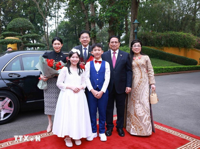 Thủ tướng Phạm Minh Chính chủ trì Lễ đón Thủ tướng Singapore và Phu nhân- Ảnh 5.