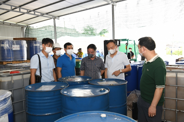 Cận cảnh kho xưởng sản xuất 1,4 tấn ma tuý ketamin của "ông trùm" người nước ngoài- Ảnh 2. Cận cảnh kho xưởng sản xuất 1,4 tấn ma tuý ketamin của "ông trùm" người nước ngoài- Ảnh 2.