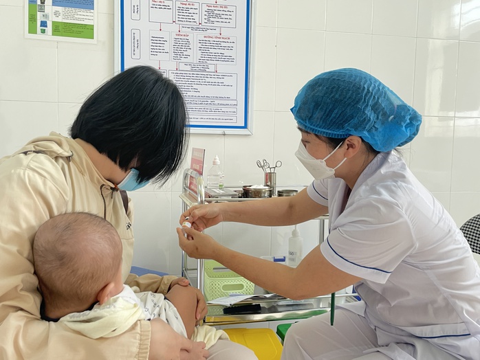 Bộ Y tế hỏa tốc yêu cầu lên phương án khi tăng ca sởi nặng- Ảnh 2. Bộ Y tế hỏa tốc yêu cầu lên phương án khi tăng ca sởi nặng- Ảnh 2.