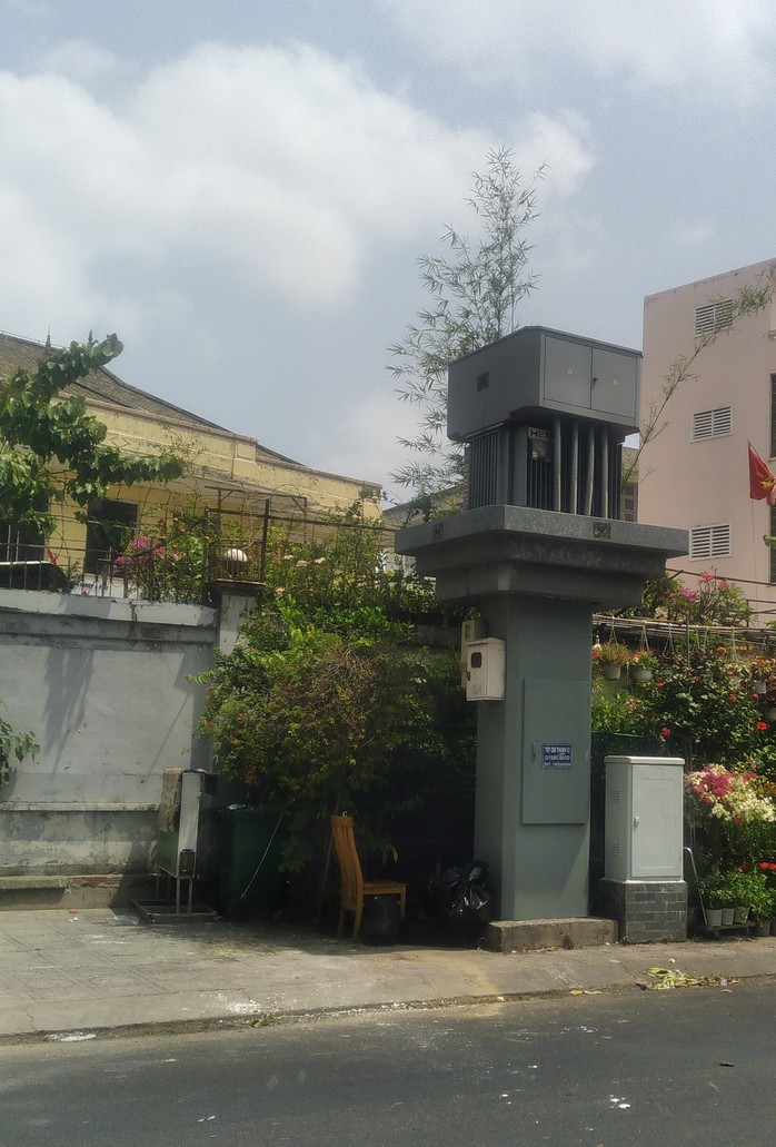 Thu dọn bãi rác- Ảnh 1. Thu dọn bãi rác- Ảnh 1.