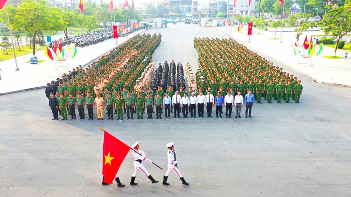 Mệnh lệnh của Giám đốc Công an tỉnh Đồng Nai trong đợt cao điểm tấn công, trấn áp tội phạm- Ảnh 1. Mệnh lệnh của Giám đốc Công an tỉnh Đồng Nai trong đợt cao điểm tấn công, trấn áp tội phạm- Ảnh 1.