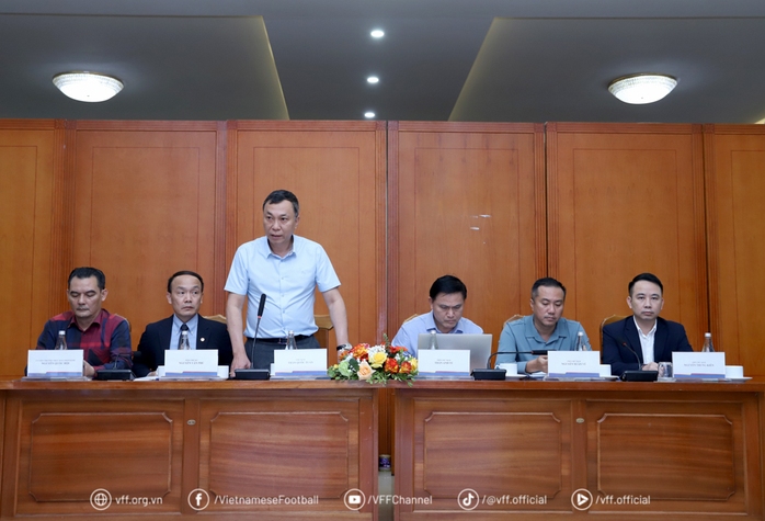 Ông Trần Anh Tú rút đơn, tiếp tục đảm nhận chức Phó chủ tịch VFF- Ảnh 1. Ông Trần Anh Tú rút đơn, tiếp tục đảm nhận chức Phó chủ tịch VFF- Ảnh 1.