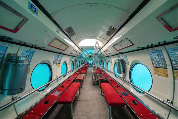 Bên trong tàu ngầm Sinbad. Ảnh tư liệu: Sindbad Submarine Bên trong tàu ngầm Sinbad. Ảnh tư liệu: Sindbad Submarine