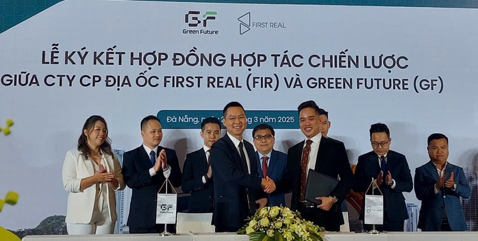 Một doanh nghiệp thuê 1.000 ô tô điện VinFast để phát triển mô hình du lịch xanh ở Đà Nẵng- Ảnh 1.