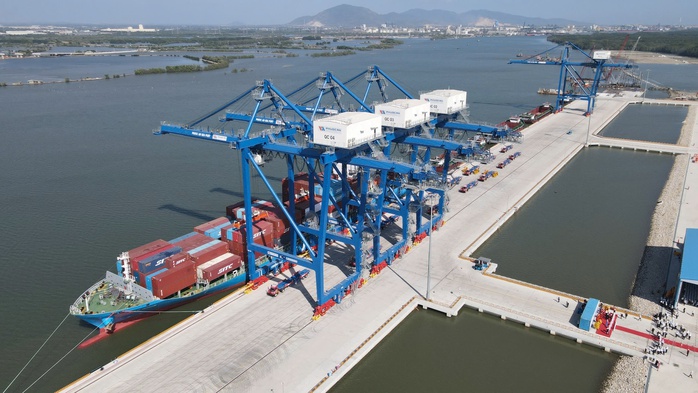 Hình ảnh cảng lớn nhất Đồng Nai đón hãng tàu container hàng đầu châu Á- Ảnh 10. Hình ảnh cảng lớn nhất Đồng Nai đón hãng tàu container hàng đầu châu Á- Ảnh 10.