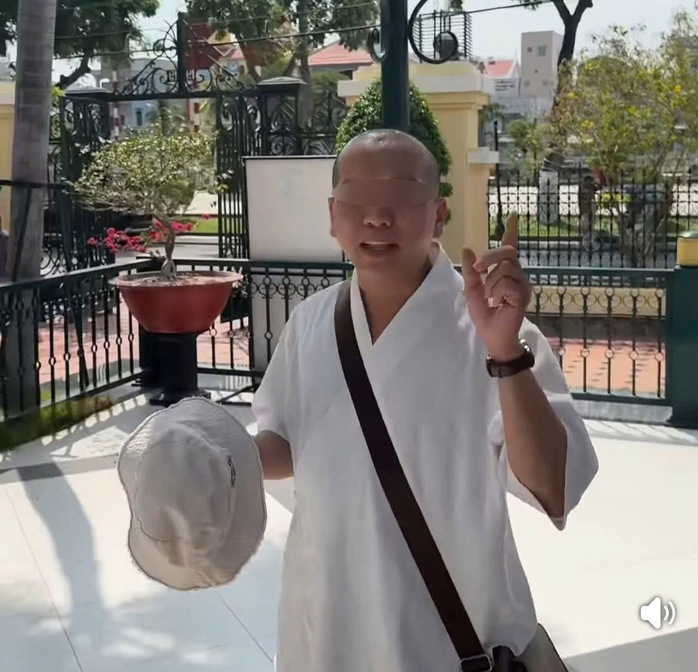 Vụ so sánh "nhà Công tử Bạc Liêu không hấp dẫn bằng đi sở thú": Xin lỗi, xóa clip- Ảnh 1. Vụ so sánh "nhà Công tử Bạc Liêu không hấp dẫn bằng đi sở thú": Xin lỗi, xóa clip- Ảnh 1.