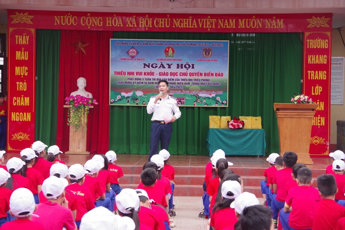 Sôi nổi các hoạt động Tháng Thanh niên tại Vùng Cảnh sát biển 2- Ảnh 8. Sôi nổi các hoạt động Tháng Thanh niên tại Vùng Cảnh sát biển 2- Ảnh 8.