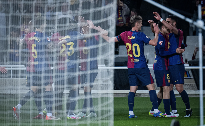 Thắng áp đảo Osasuna, Barcelona khởi đầu mỹ mãn chặng tourmalet- Ảnh 6. Thắng áp đảo Osasuna, Barcelona khởi đầu mỹ mãn chặng tourmalet- Ảnh 6.