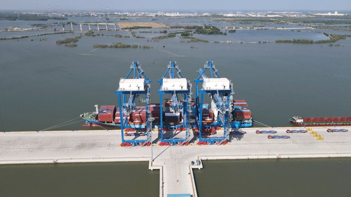 Hình ảnh cảng lớn nhất Đồng Nai đón hãng tàu container hàng đầu châu Á- Ảnh 9. Hình ảnh cảng lớn nhất Đồng Nai đón hãng tàu container hàng đầu châu Á- Ảnh 9.