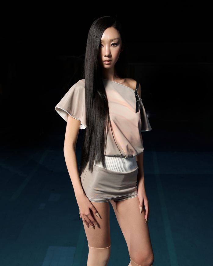 Hoàng Thùy mang thời trang Việt đến Sanghai fashion week
- Ảnh 4. Hoàng Thùy mang thời trang Việt đến Sanghai fashion week
- Ảnh 4.