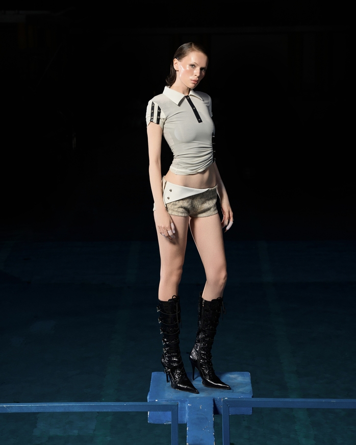 Hoàng Thùy mang thời trang Việt đến Sanghai fashion week
- Ảnh 3. Hoàng Thùy mang thời trang Việt đến Sanghai fashion week
- Ảnh 3.