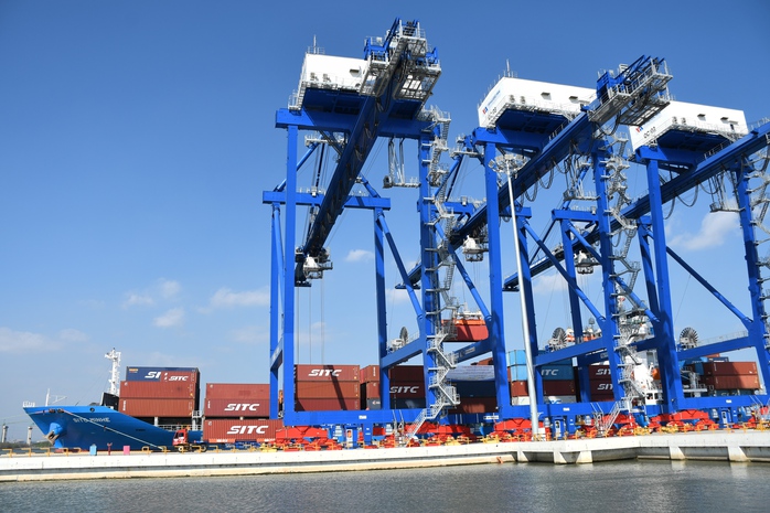 Hình ảnh cảng lớn nhất Đồng Nai đón hãng tàu container hàng đầu châu Á- Ảnh 3. Hình ảnh cảng lớn nhất Đồng Nai đón hãng tàu container hàng đầu châu Á- Ảnh 3.