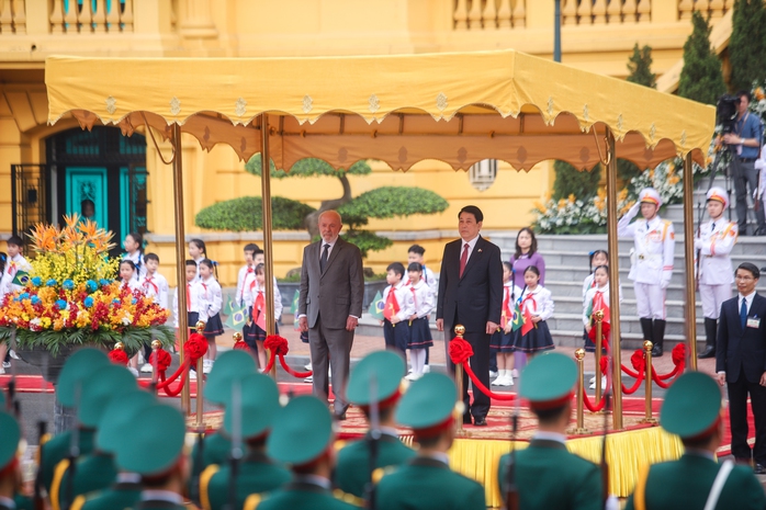 Chủ tịch nước Lương Cường chủ trì lễ đón Tổng thống Brazil- Ảnh 11. Chủ tịch nước Lương Cường chủ trì lễ đón Tổng thống Brazil- Ảnh 11.