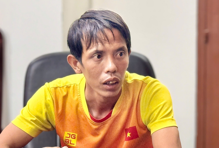 Khám nghiệm tử thi bé trai 5 tuổi tử vong đau đớn ở An Giang: Vỡ gan, vỡ lá lách - Ảnh 3. Khám nghiệm tử thi bé trai 5 tuổi tử vong đau đớn ở An Giang: Vỡ gan, vỡ lá lách - Ảnh 3.