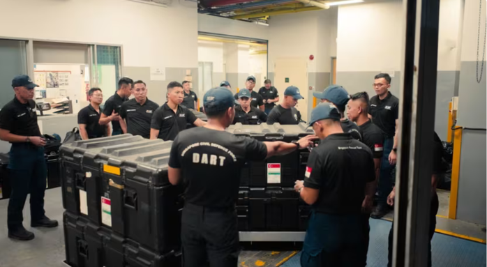 Đội cứu hộ Singapore chuẩn bị lên đường đến Myanmar, Ảnh: Lực lượng Phòng vệ Singapore Đội cứu hộ Singapore chuẩn bị lên đường đến Myanmar, Ảnh: Lực lượng Phòng vệ Singapore