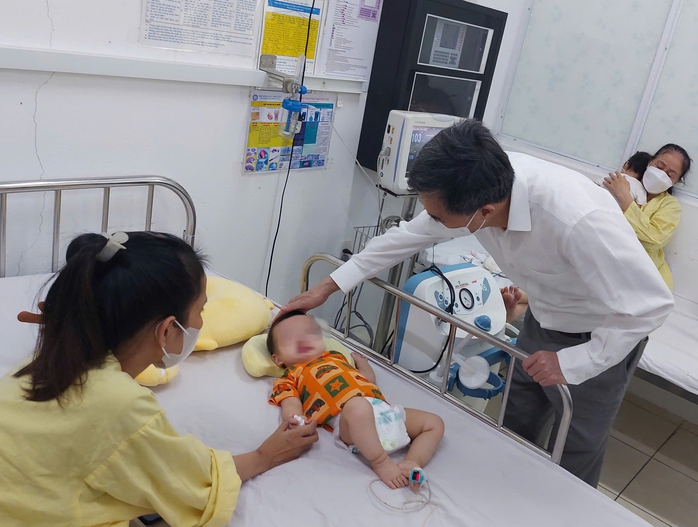 Bộ Y tế hỏa tốc yêu cầu lên phương án khi tăng ca sởi nặng- Ảnh 1. Bộ Y tế hỏa tốc yêu cầu lên phương án khi tăng ca sởi nặng- Ảnh 1.