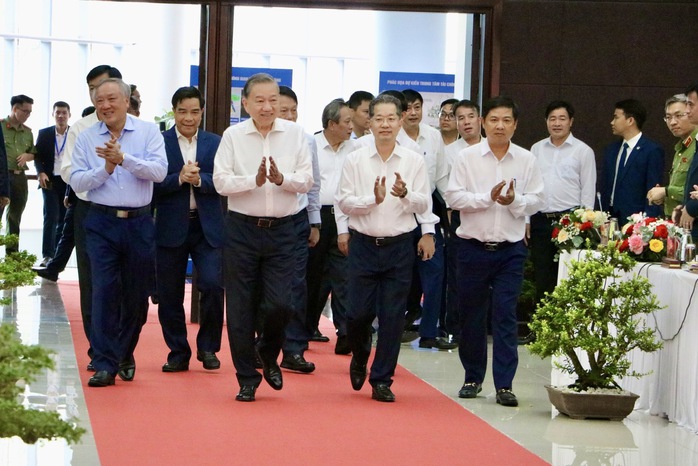 Sáp nhập Quảng Nam, Đà Nẵng, cơ hội lịch sử để vùng đất Quảng - Đà vươn ra biển lớn - Ảnh 1. Sáp nhập Quảng Nam, Đà Nẵng, cơ hội lịch sử để vùng đất Quảng - Đà vươn ra biển lớn - Ảnh 1.