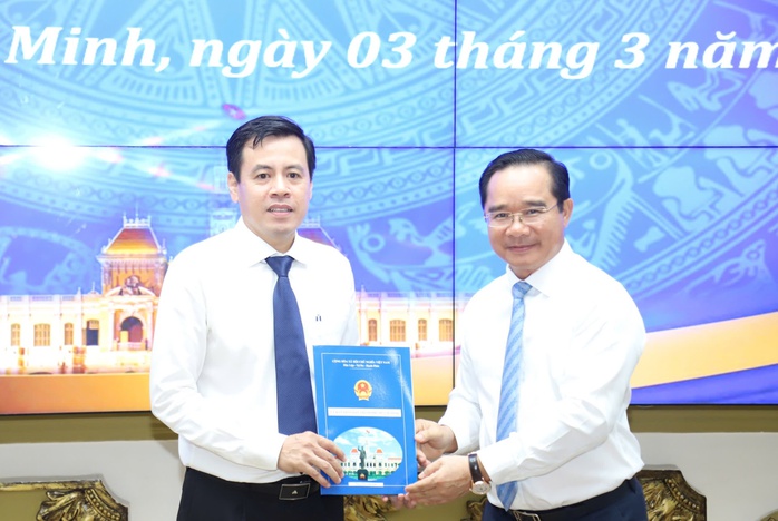 UBND TP HCM bổ nhiệm nhiều lãnh đạo ban quản lý sau sắp xếp- Ảnh 2.