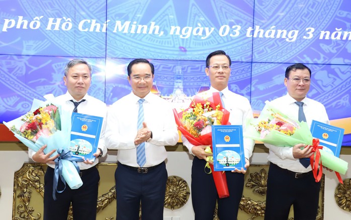 Điều động, bổ nhiệm nhiều nhân sự chủ chốt- Ảnh 1. Điều động, bổ nhiệm nhiều nhân sự chủ chốt- Ảnh 1.