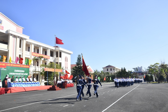 Bộ Tư lệnh Vùng Cảnh sát biển 2 ra quân huấn luyện năm 2025- Ảnh 5. Bộ Tư lệnh Vùng Cảnh sát biển 2 ra quân huấn luyện năm 2025- Ảnh 5.