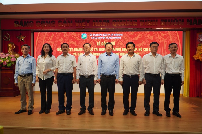 TP HCM: Thành lập Sở Tài nguyên - Môi trường, giảm 4 phòng- Ảnh 1. TP HCM: Thành lập Sở Tài nguyên - Môi trường, giảm 4 phòng- Ảnh 1.