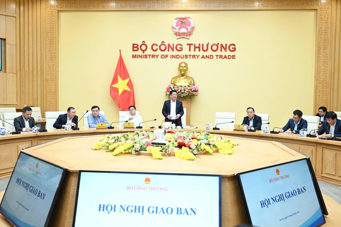 Bộ trưởng Công Thương nói việc gặp cấp trưởng của các đơn vị trong diện sắp xếp- Ảnh 1. Bộ trưởng Công Thương nói việc gặp cấp trưởng của các đơn vị trong diện sắp xếp- Ảnh 1.
