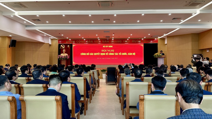 Bộ trưởng Bộ Xây dựng bổ nhiệm 146 cán bộ lãnh đạo các đơn vị trực thuộc- Ảnh 1. Bộ trưởng Bộ Xây dựng bổ nhiệm 146 cán bộ lãnh đạo các đơn vị trực thuộc- Ảnh 1.