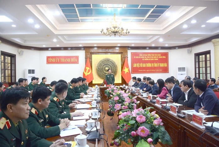 Đại tướng Phan Văn Giang làm việc với Tỉnh ủy Thanh Hóa- Ảnh 1. Đại tướng Phan Văn Giang làm việc với Tỉnh ủy Thanh Hóa- Ảnh 1.