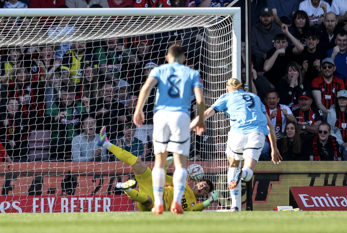 Ngược dòng hạ Bournemouth, Man City bùng nổ ở tứ kết FA Cup- Ảnh 2. Ngược dòng hạ Bournemouth, Man City bùng nổ ở tứ kết FA Cup- Ảnh 2.