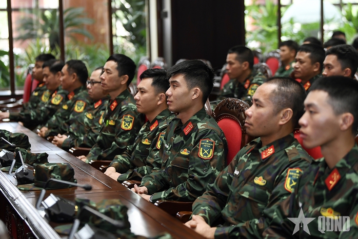 Lực lượng quân đội tham gia khắc phục hậu quả động đất tại Myanmar lên đường- Ảnh 7. Lực lượng quân đội tham gia khắc phục hậu quả động đất tại Myanmar lên đường- Ảnh 7.