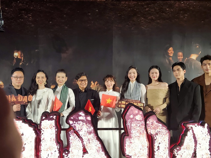 NSND Mỹ Uyên, NSƯT Hạnh Thúy… mừng cho Thái Hòa, Quang Tuấn- Ảnh 1. NSND Mỹ Uyên, NSƯT Hạnh Thúy… mừng cho Thái Hòa, Quang Tuấn- Ảnh 1.
