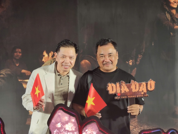 NSND Mỹ Uyên, NSƯT Hạnh Thúy… mừng cho Thái Hòa, Quang Tuấn- Ảnh 11. NSND Mỹ Uyên, NSƯT Hạnh Thúy… mừng cho Thái Hòa, Quang Tuấn- Ảnh 11.