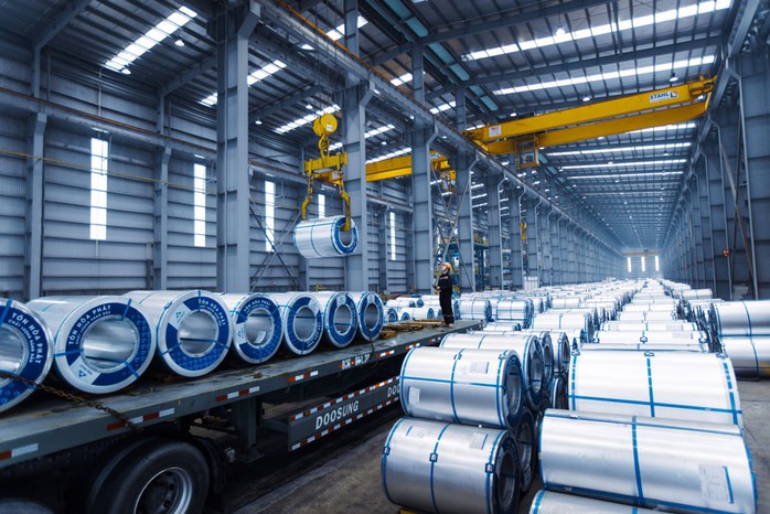 Thép từng là mặt hàng bị mượn xuất xứ để xuất khẩu khá nhiều trong những năm trước. Ảnh: THÙY LINH Thép từng là mặt hàng bị mượn xuất xứ để xuất khẩu khá nhiều trong những năm trước. Ảnh: THÙY LINH