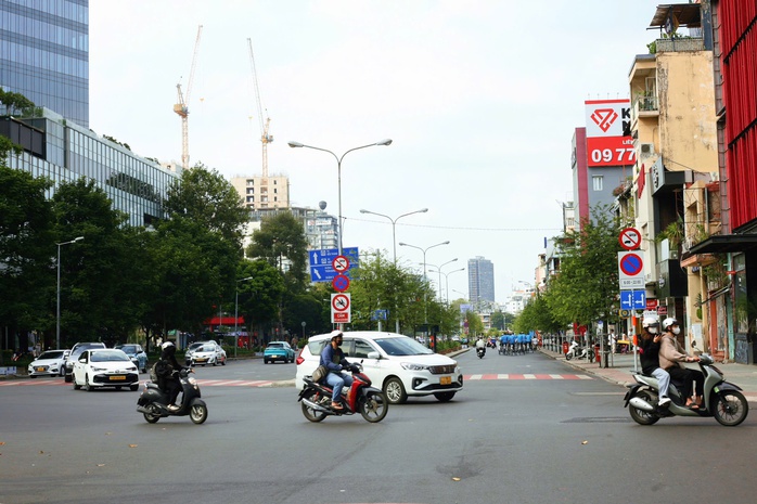 Thời tiết TP HCM hôm nay, 4-3: Tiếp tục có nắng nóng diện rộng- Ảnh 1. Thời tiết TP HCM hôm nay, 4-3: Tiếp tục có nắng nóng diện rộng- Ảnh 1.