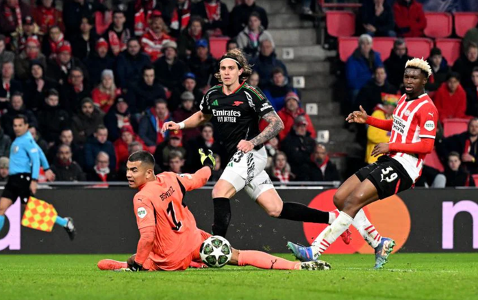 Thắng "hủy diệt" PSV 7-1, Arsenal mơ vé sớm tứ kết Champions League- Ảnh 6. Thắng "hủy diệt" PSV 7-1, Arsenal mơ vé sớm tứ kết Champions League- Ảnh 6.