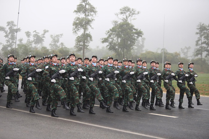 VIDEO: Hợp luyện diễu binh kỷ niệm 50 năm Ngày giải phóng miền Nam, thống nhất đất nước- Ảnh 13. VIDEO: Hợp luyện diễu binh kỷ niệm 50 năm Ngày giải phóng miền Nam, thống nhất đất nước- Ảnh 13.