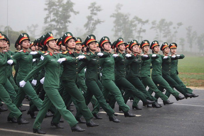 VIDEO: Hợp luyện diễu binh kỷ niệm 50 năm Ngày giải phóng miền Nam, thống nhất đất nước- Ảnh 9. VIDEO: Hợp luyện diễu binh kỷ niệm 50 năm Ngày giải phóng miền Nam, thống nhất đất nước- Ảnh 9.