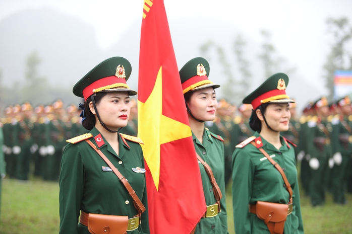 VIDEO: Hợp luyện diễu binh kỷ niệm 50 năm Ngày giải phóng miền Nam, thống nhất đất nước- Ảnh 18. VIDEO: Hợp luyện diễu binh kỷ niệm 50 năm Ngày giải phóng miền Nam, thống nhất đất nước- Ảnh 18.