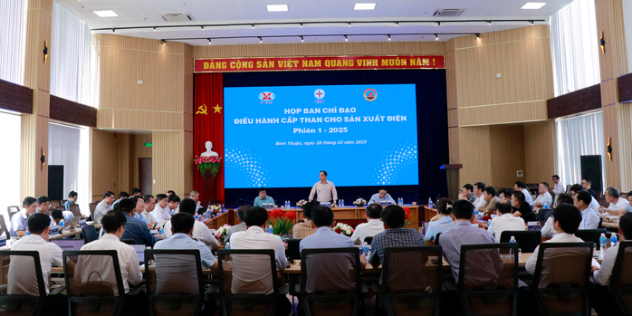 Bảo đảm đủ than cho phát điện cao điểm mùa khô 2025- Ảnh 1. Bảo đảm đủ than cho phát điện cao điểm mùa khô 2025- Ảnh 1.