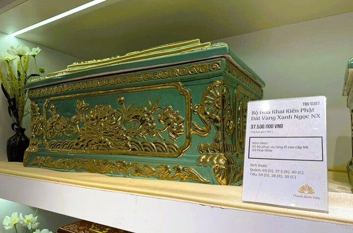 Đài hóa thân báo cáo gì vụ bị tố "chặt chém" giá hũ đựng tro cốt?- Ảnh 3. Đài hóa thân báo cáo gì vụ bị tố "chặt chém" giá hũ đựng tro cốt?- Ảnh 3.