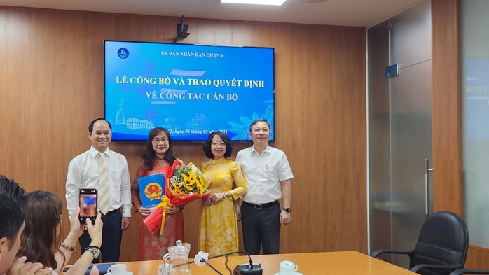 TP HCM: Quận 1 có Trưởng Phòng Giáo dục và Đào tạo mới- Ảnh 1. TP HCM: Quận 1 có Trưởng Phòng Giáo dục và Đào tạo mới- Ảnh 1.
